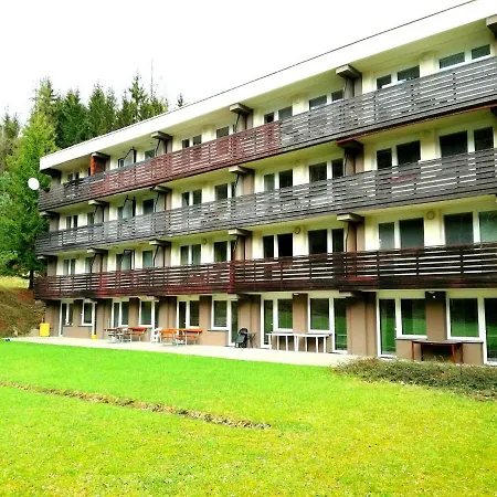 Apartment Soukromy Apartman Na Vsemine C.12 *